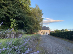 Private detached cottage sleeps 4